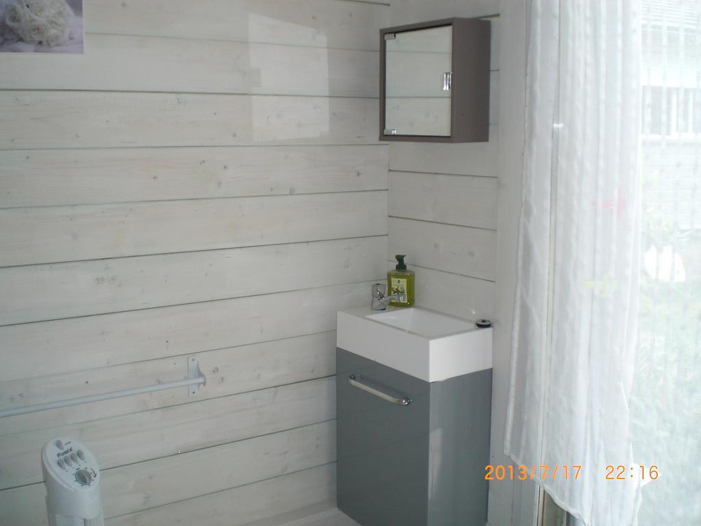 Chambres D'Hotes Le Clos Des Senteurs Malemort Buitenkant foto